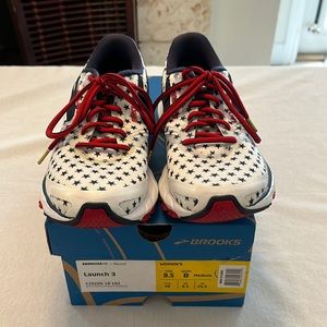 Brooks Women’s Launch 3 Americana Running Shoe - size 8.5